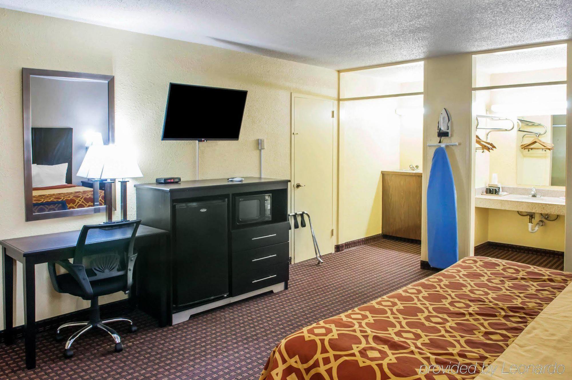 Econo Lodge Carlsbad Caverns Area Ngoại thất bức ảnh